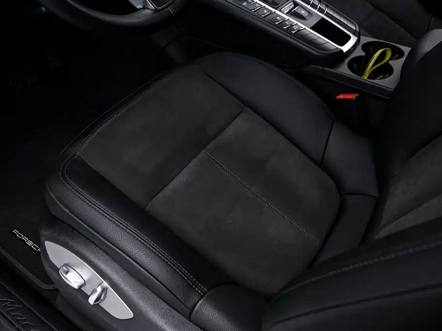 Porsche Macan 2021 — фото 13