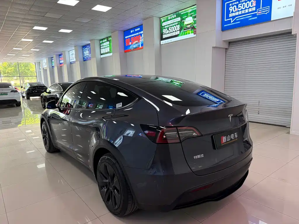 Tesla Model Y 2022 — фото 4