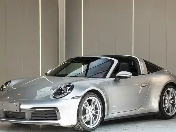 Porsche 911 2021