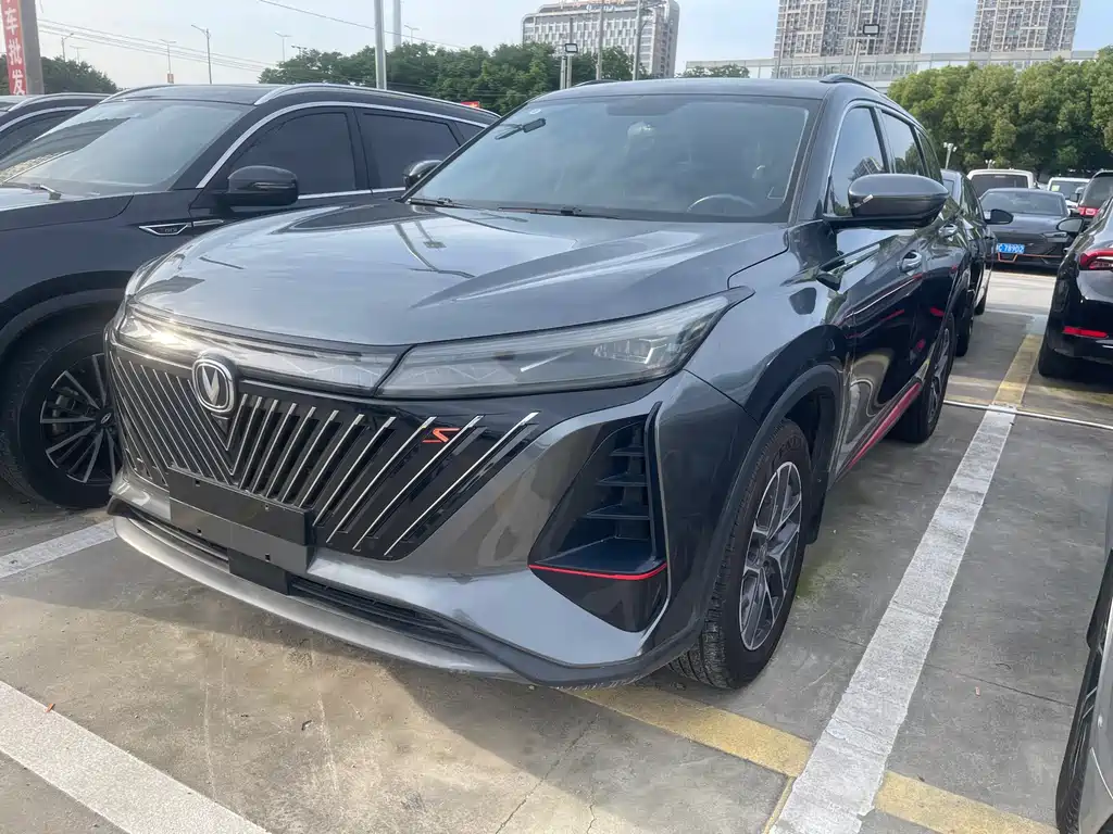 Changan CS75 PLUS 2022 — фото 1
