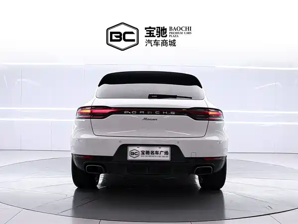 Porsche Macan 2021