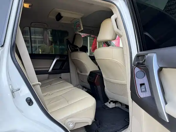 Toyota Prado 2014