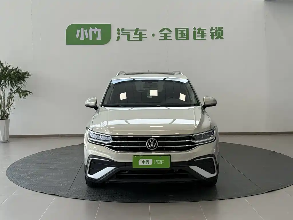 Volkswagen Tiguan L 2023