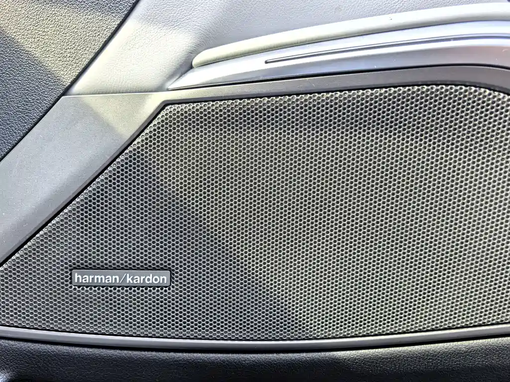 BMW M3 2025 — фото 8