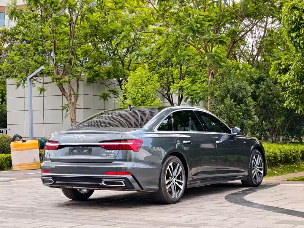 Audi A6L 2019 — фото 6