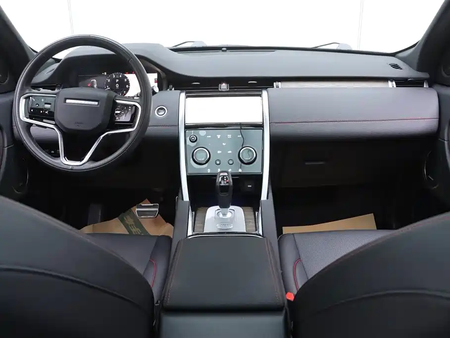 Land Rover Discovery Sport 2023 — фото 26