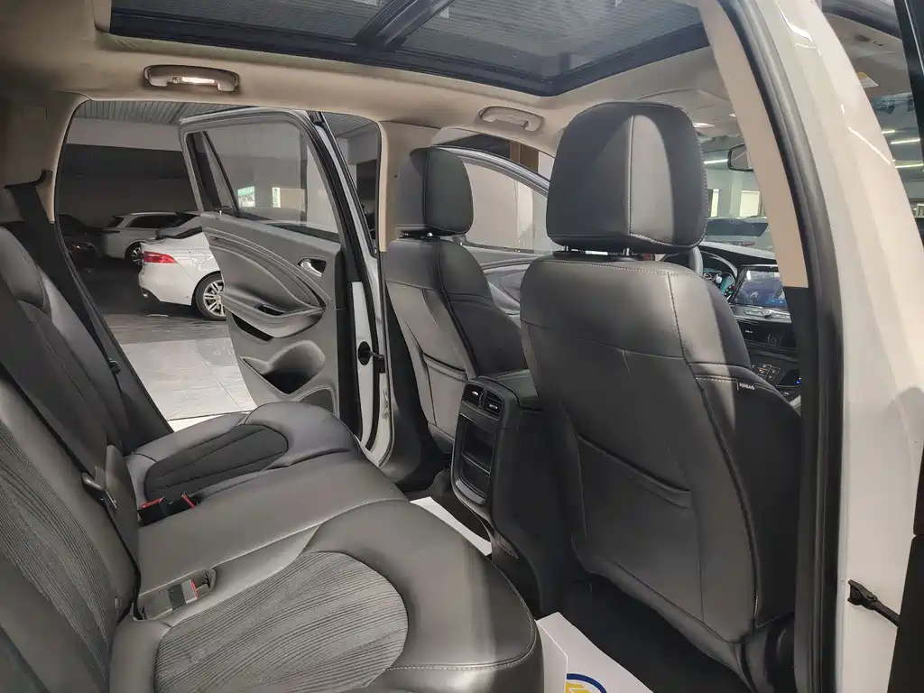 Buick Envision Plus 2018 — фото 7