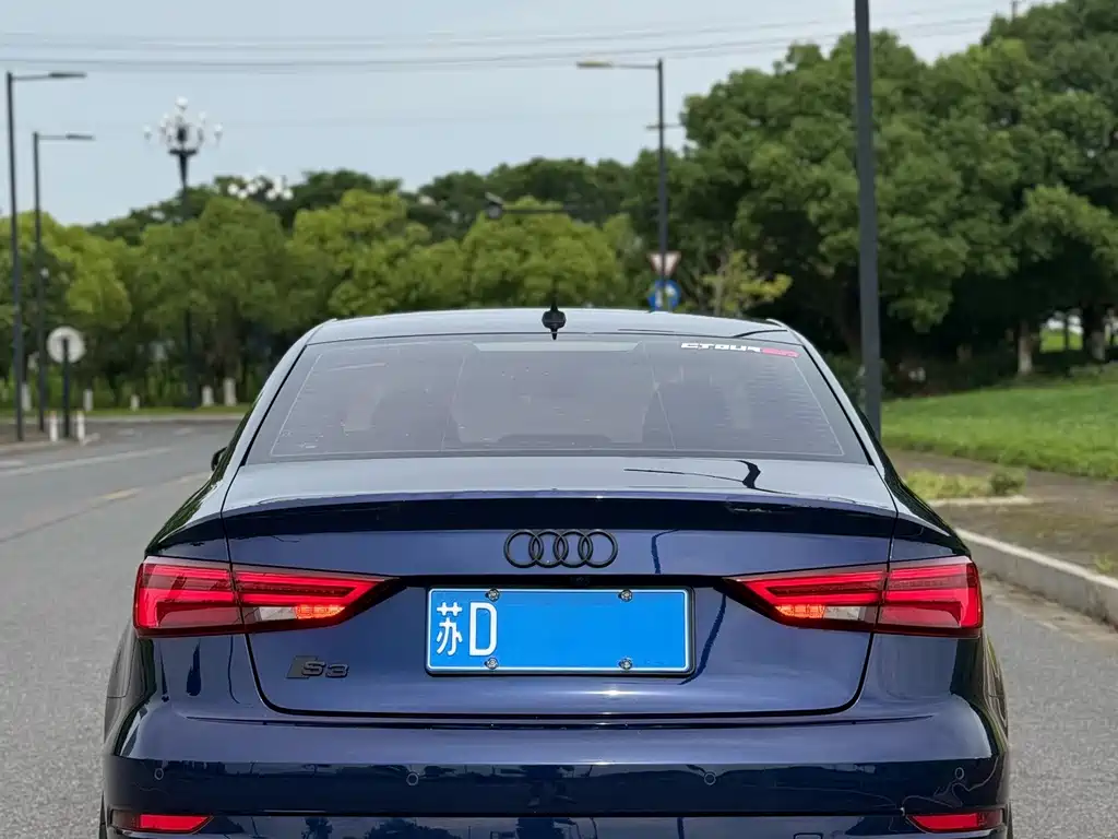 Audi S3 2019 — фото 4