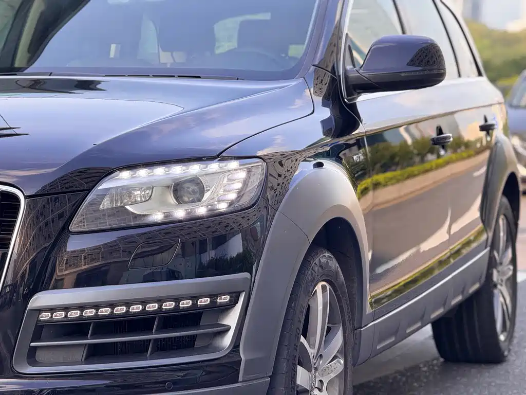 Audi Q7 2015 — фото 30