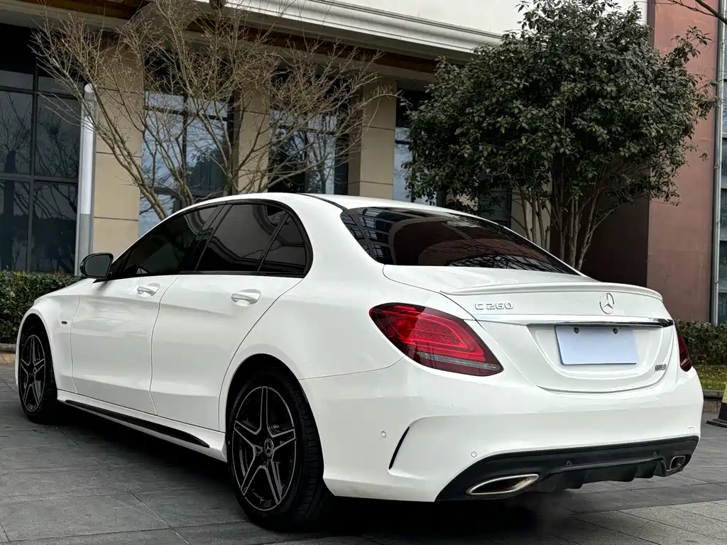 Mercedes-Benz C-Class 2021 — фото 11