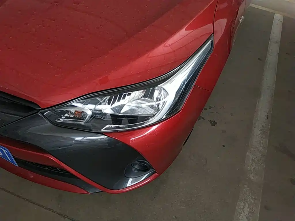Toyota Yaris L 2018 — фото 24
