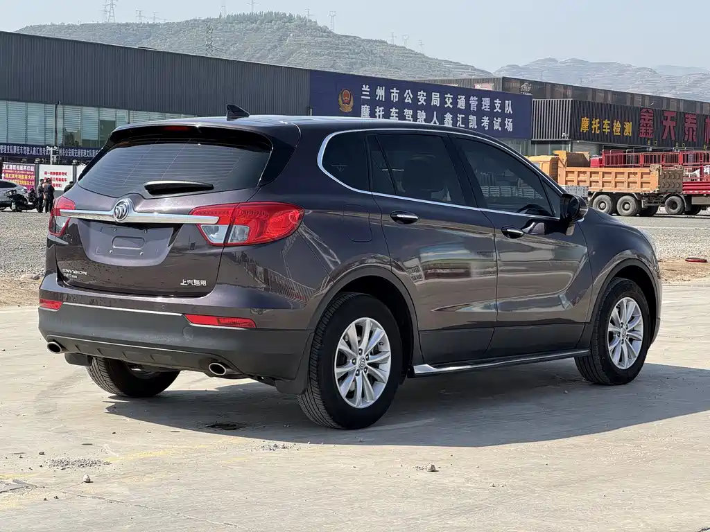 Buick Envision Plus 2017 — фото 9
