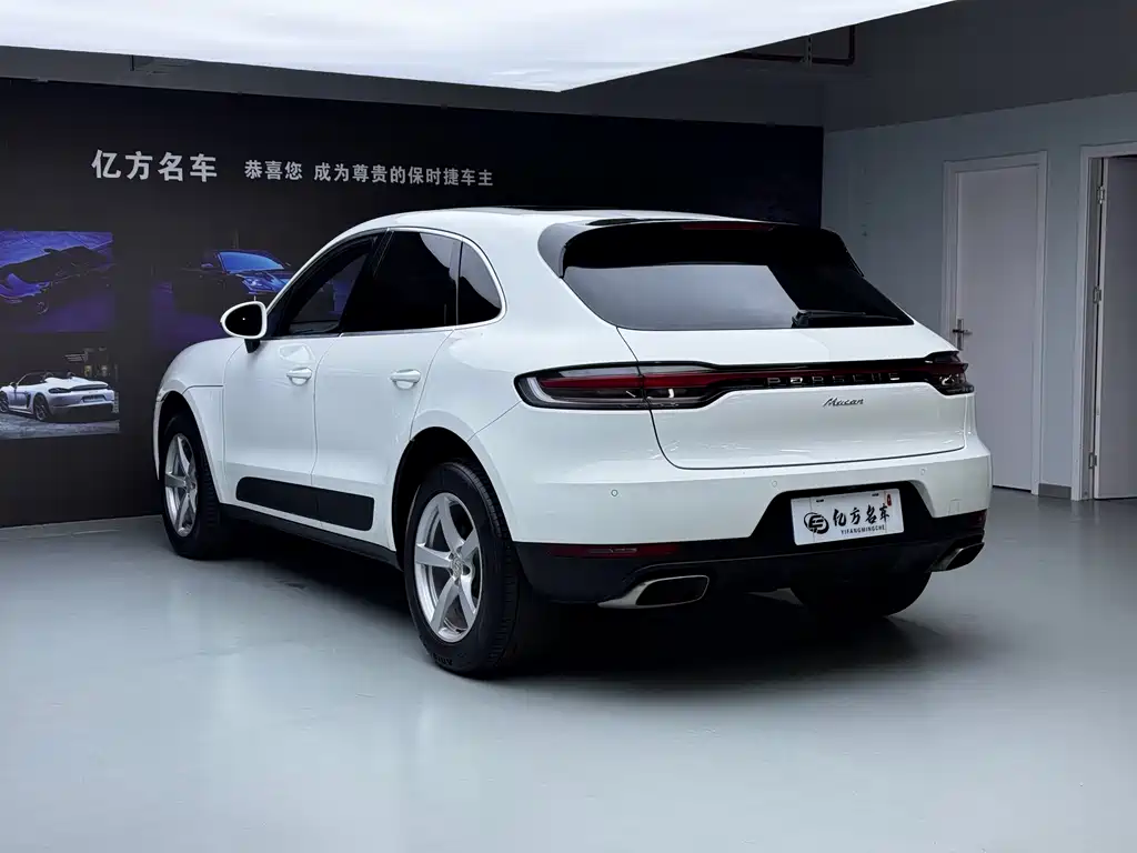 Porsche Macan 2019 — фото 14