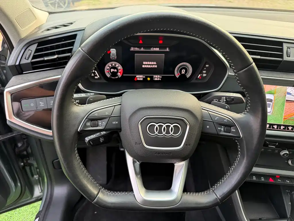 Audi Q3 2022 — фото 14