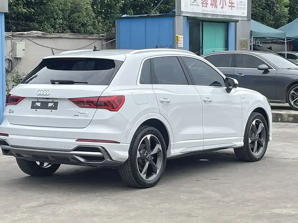 Audi Q3 2023