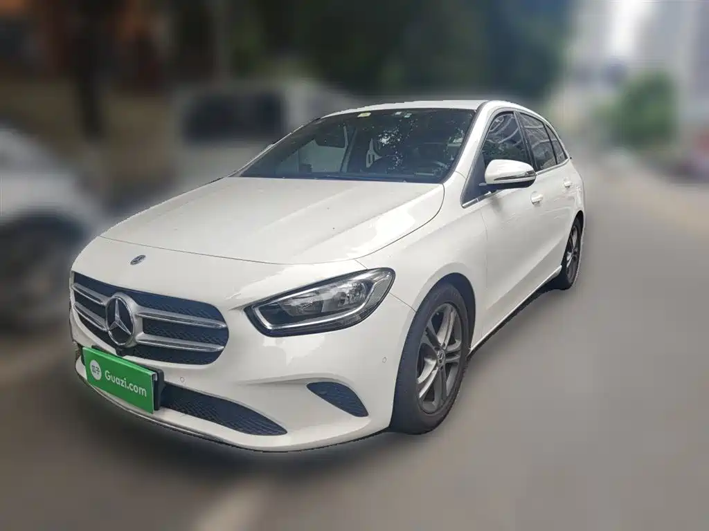 Mercedes-Benz B-Class 2020 — фото 1