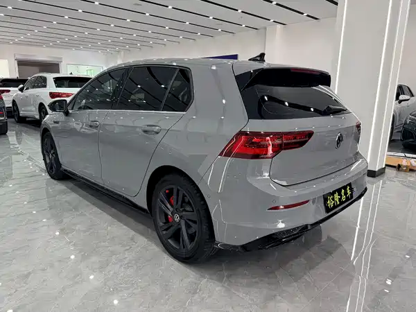 Volkswagen Golf 2022