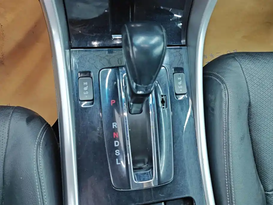Honda Accord 2016 — фото 16