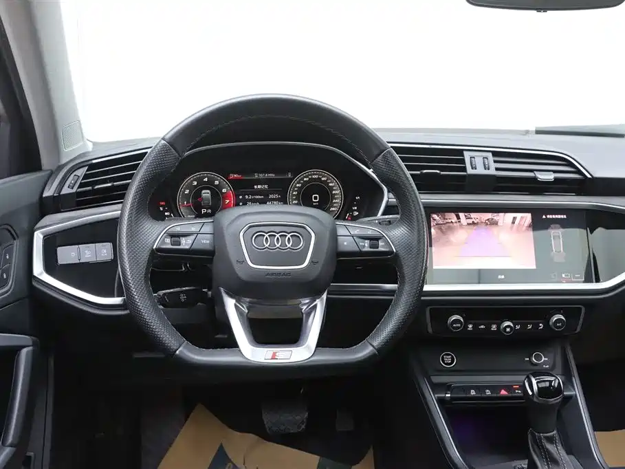 Audi Q3 Sportback 2022 — фото 28