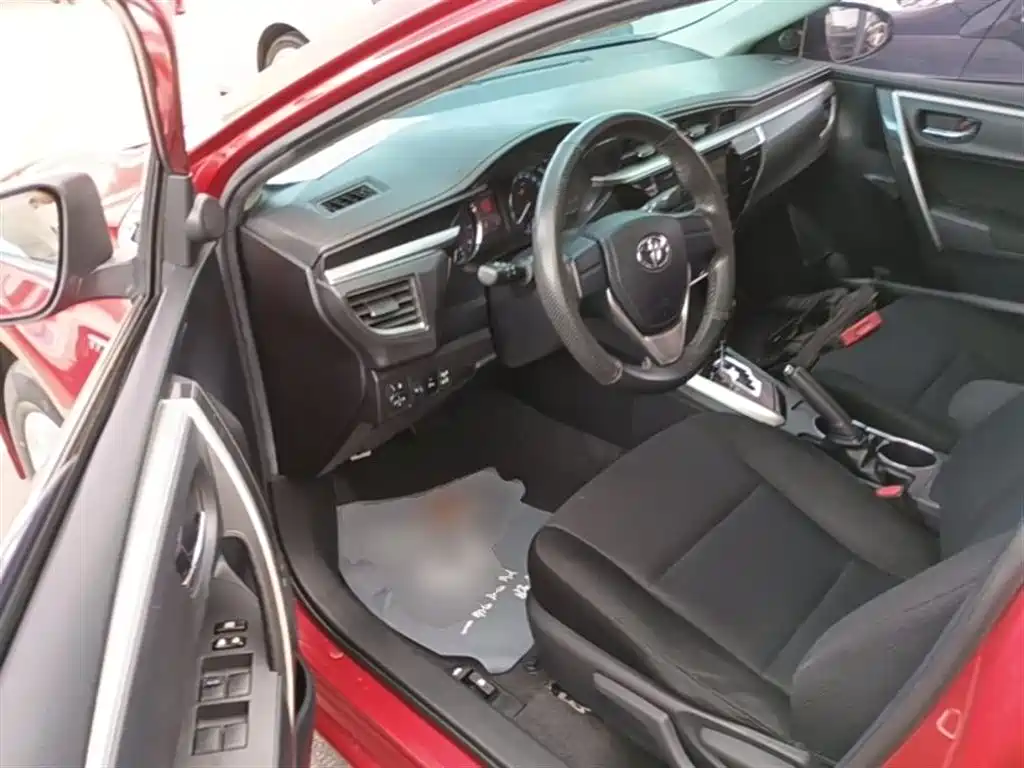 Toyota Corolla 2015 — фото 16