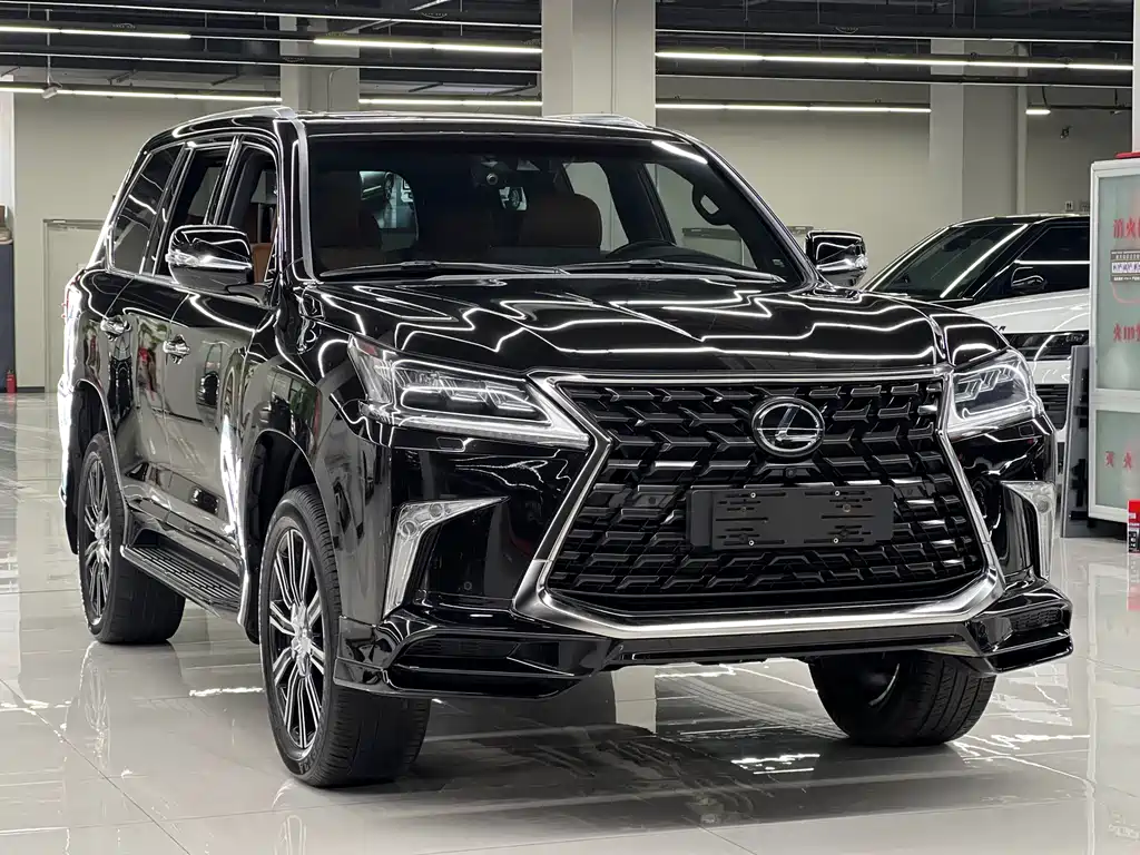 Lexus LX 2022 — фото 3