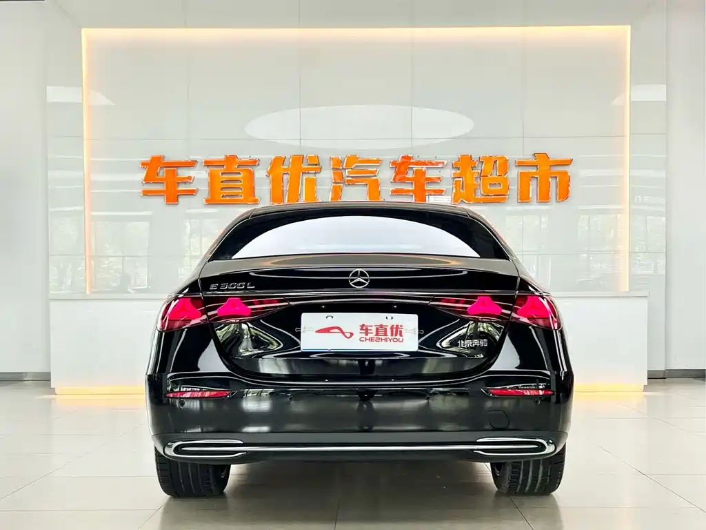 Mercedes-Benz E-Class 2025