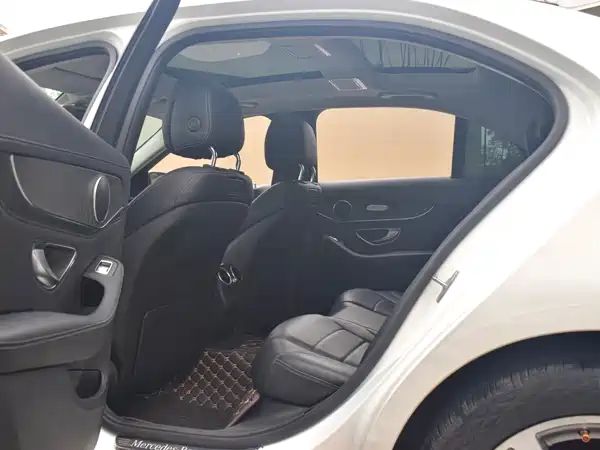 Mercedes-Benz C-Class 2017
