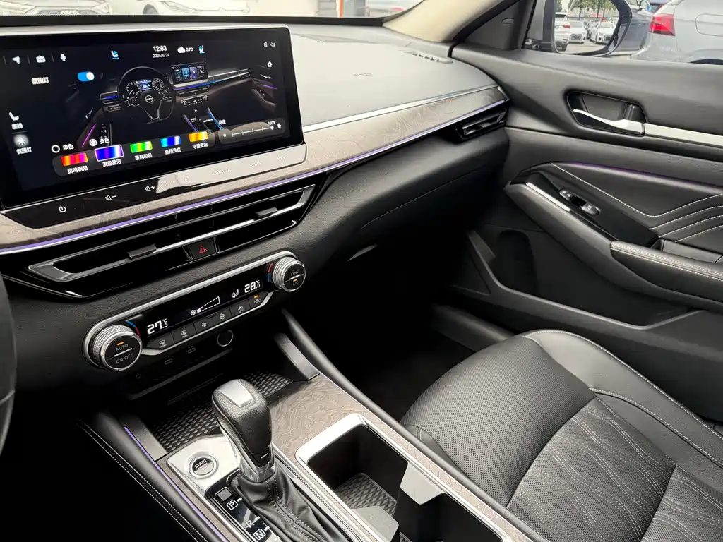 Nissan Teana 2022 — фото 11