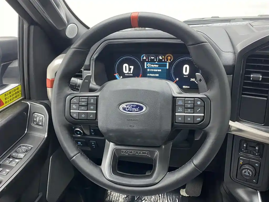 Ford F-150 Raptor — фото 14