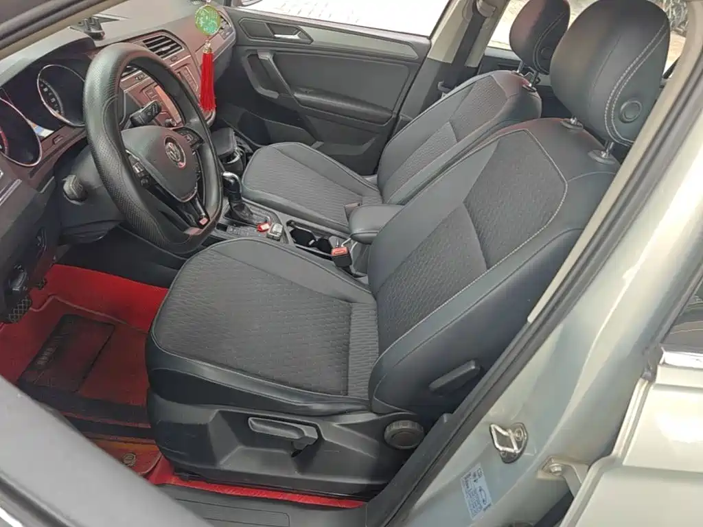 Volkswagen Tiguan L 2018 — фото 15