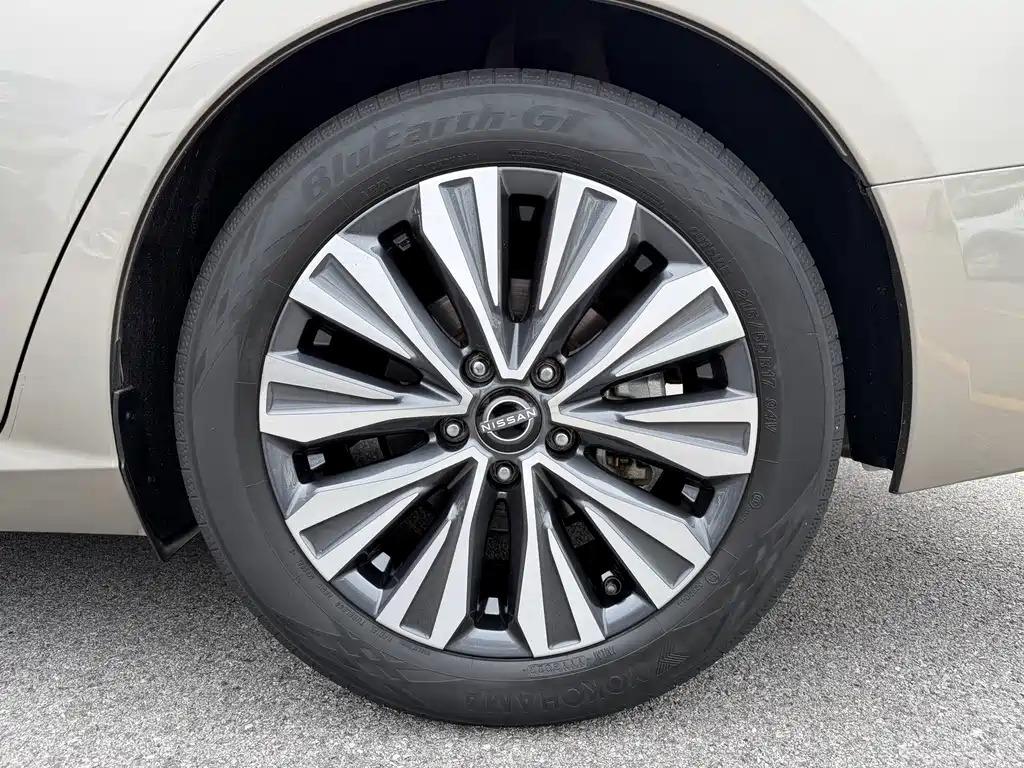 Nissan Teana 2022 — фото 29