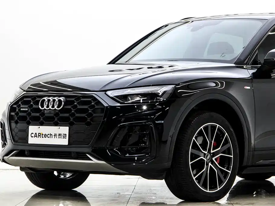 Audi Q5L 2024 — фото 7