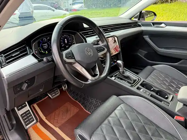 Volkswagen Magotan PHEV 2024