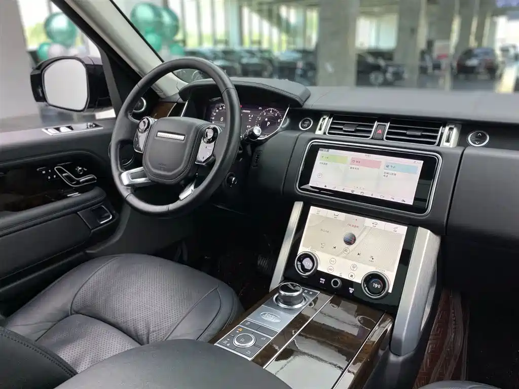 Land Rover Range Rover 2020 — фото 13
