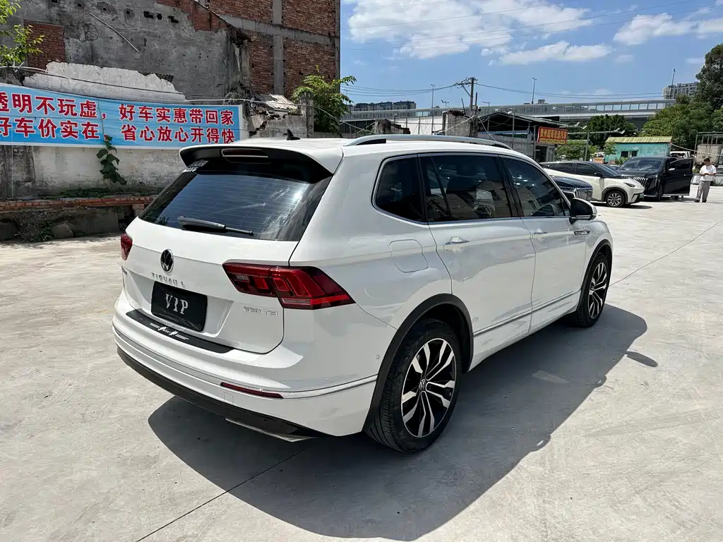 Volkswagen Tiguan L 2021 — фото 5
