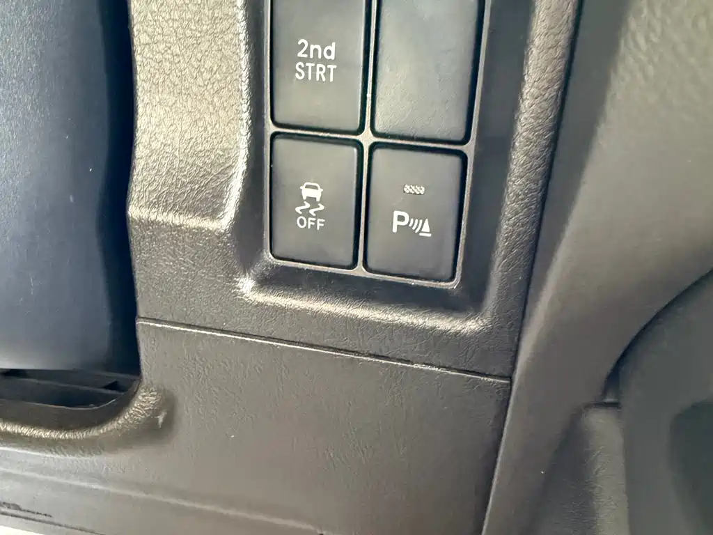 Toyota Prado 2013 — фото 15