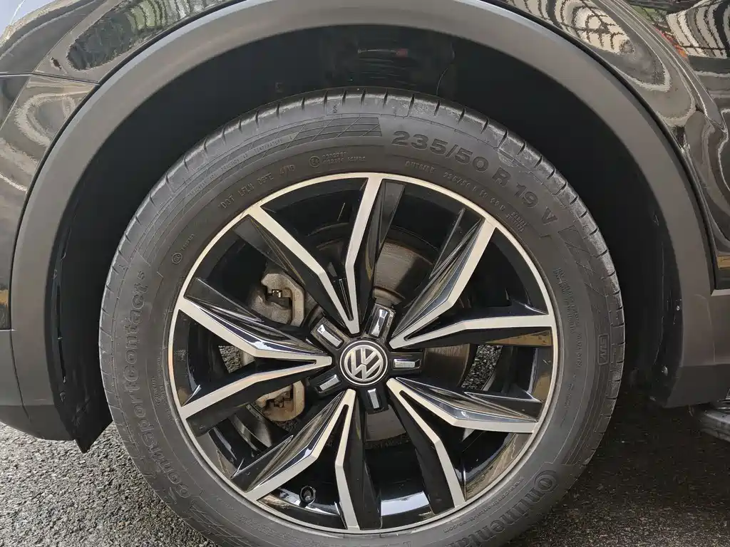 Volkswagen Tiguan L 2020 — фото 15