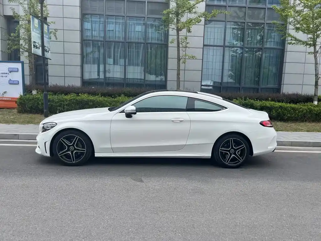 Mercedes-Benz C-Class 2020 — фото 2