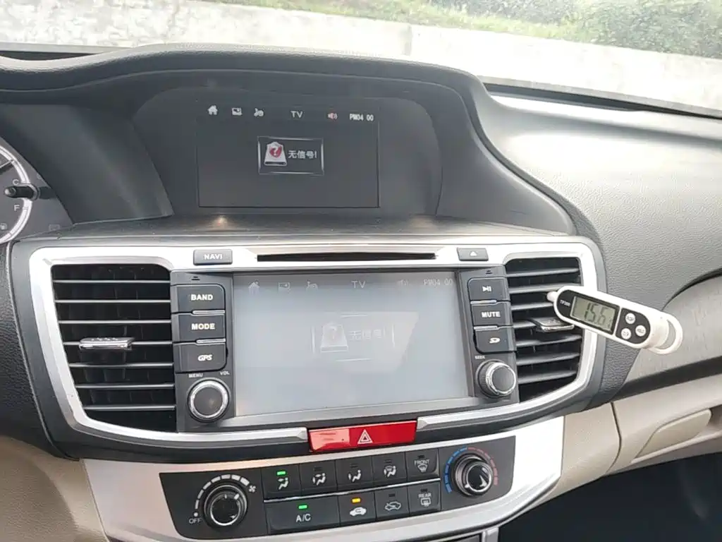 Honda Accord 2015 — фото 13