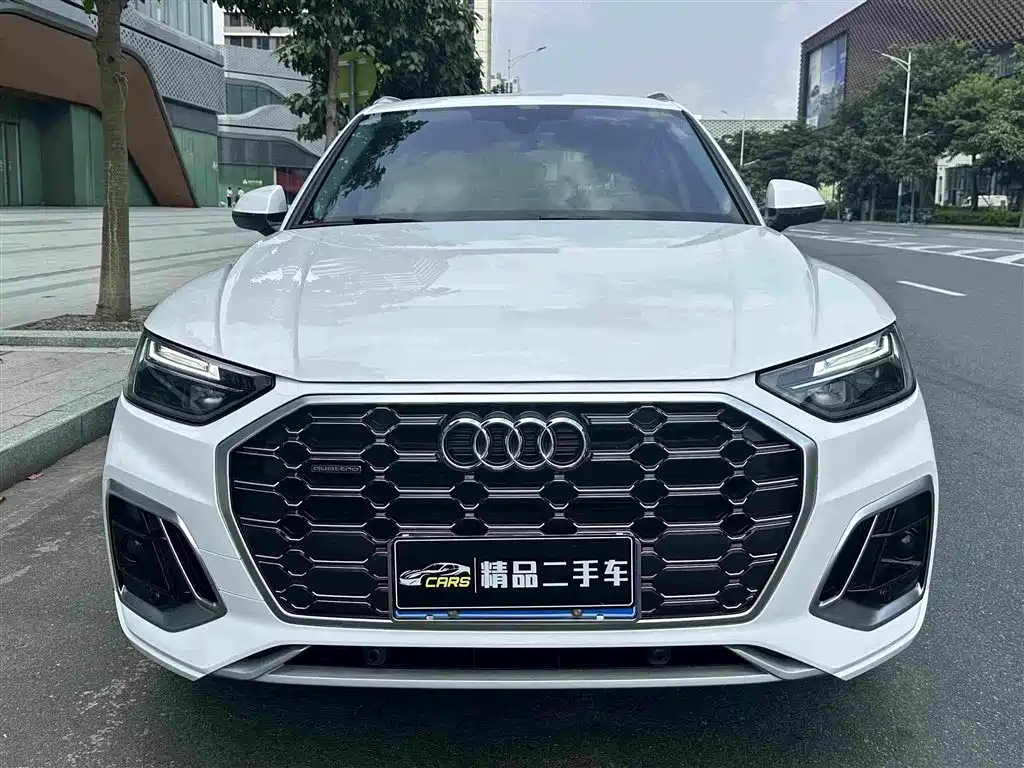 Audi Q5L 2021 — фото 2