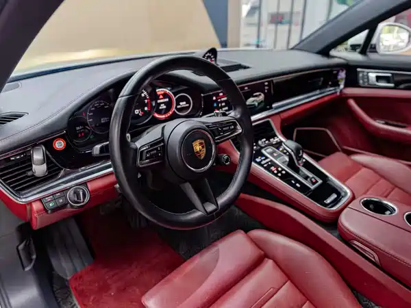 Porsche Panamera 2022