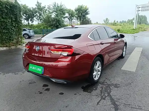 Buick Regal 2021