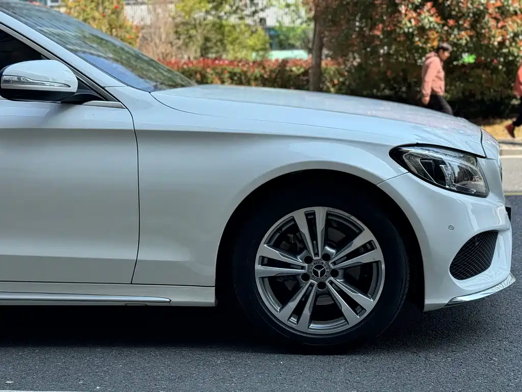 Mercedes-Benz C-Class 2017 — фото 6