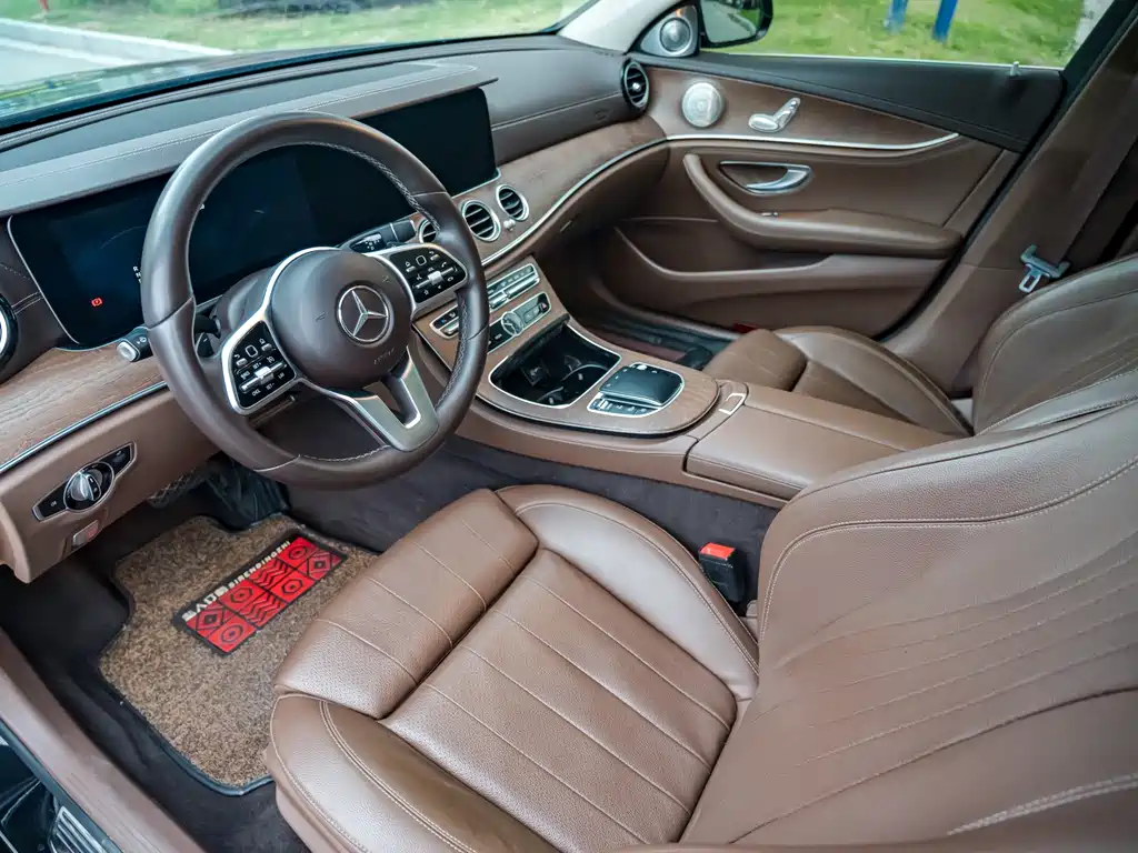 Mercedes-Benz E-Class 2019 — фото 8