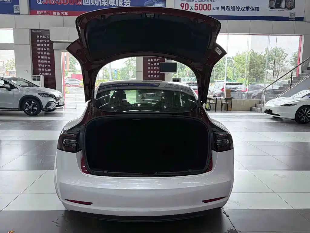 Tesla Model 3 2019 — фото 7