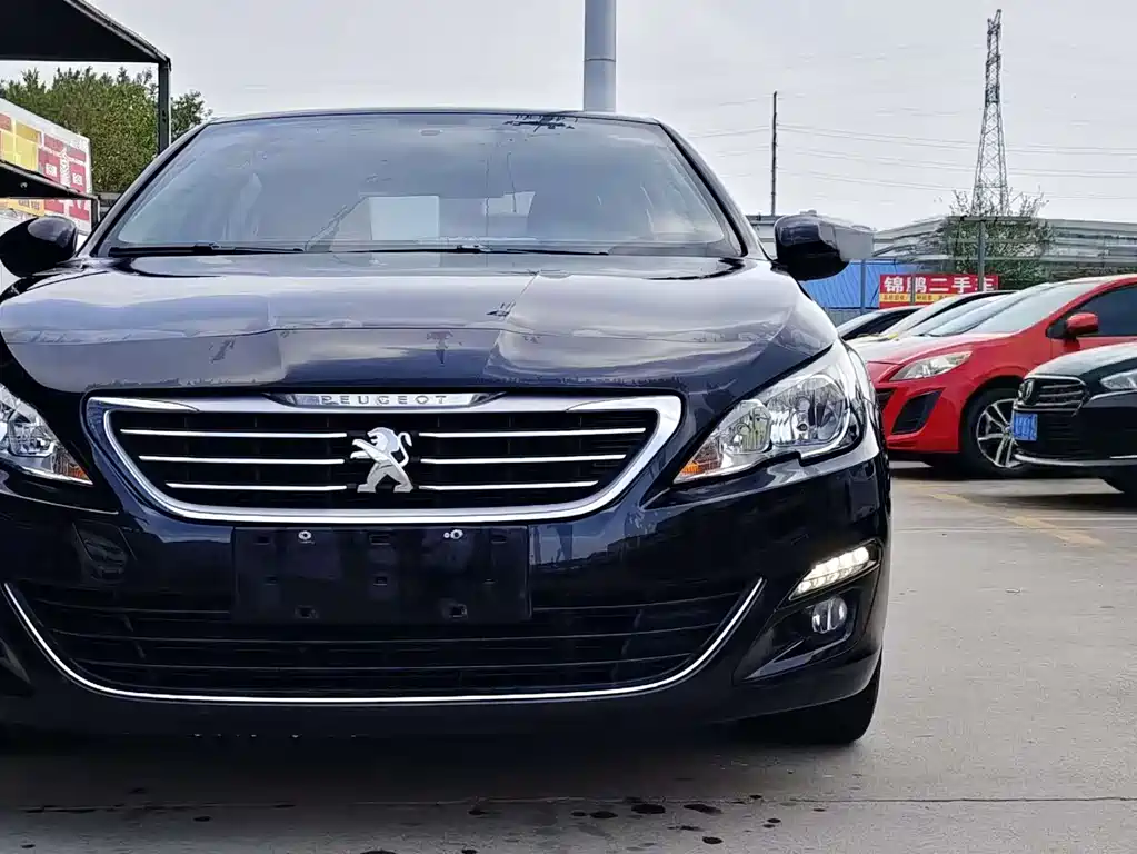 Peugeot 408 2016 — фото 17
