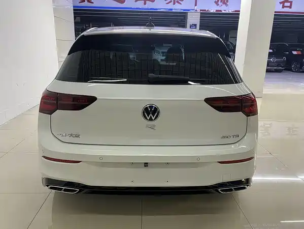 Volkswagen Golf 2022