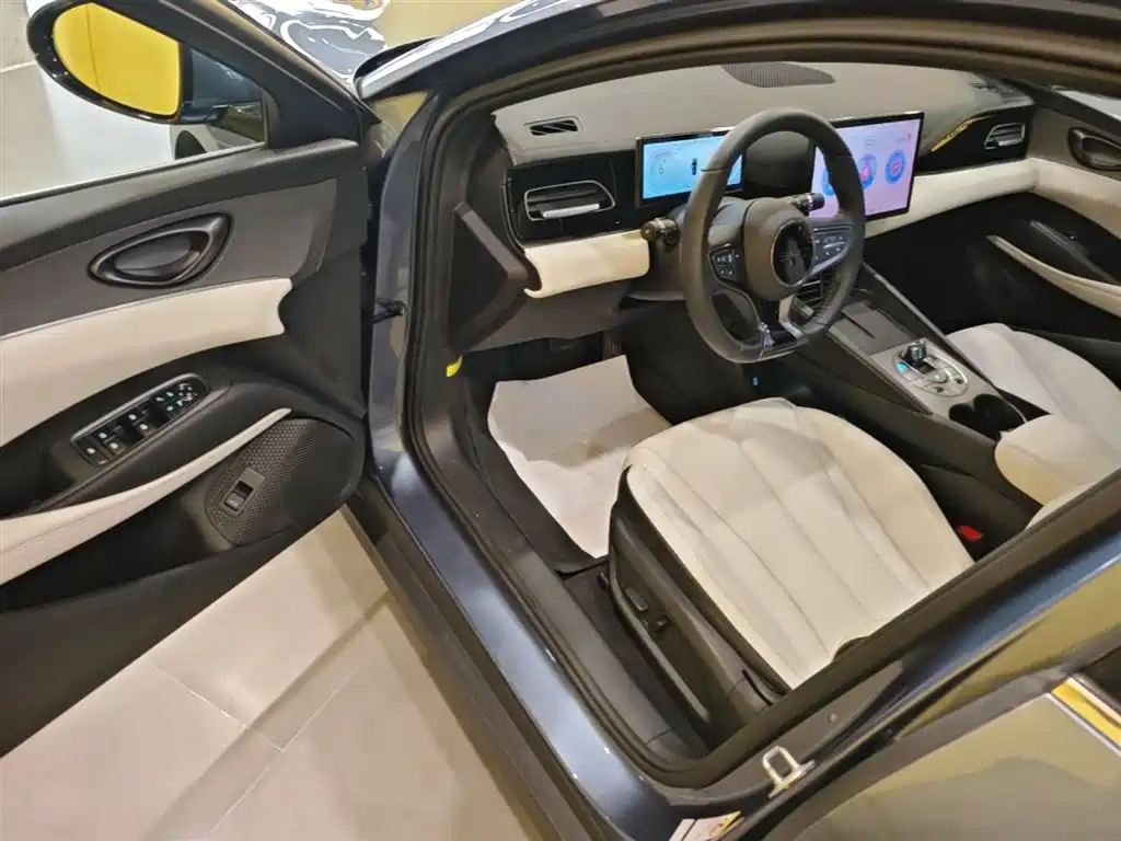 BYD Seal 06 2025 — фото 16