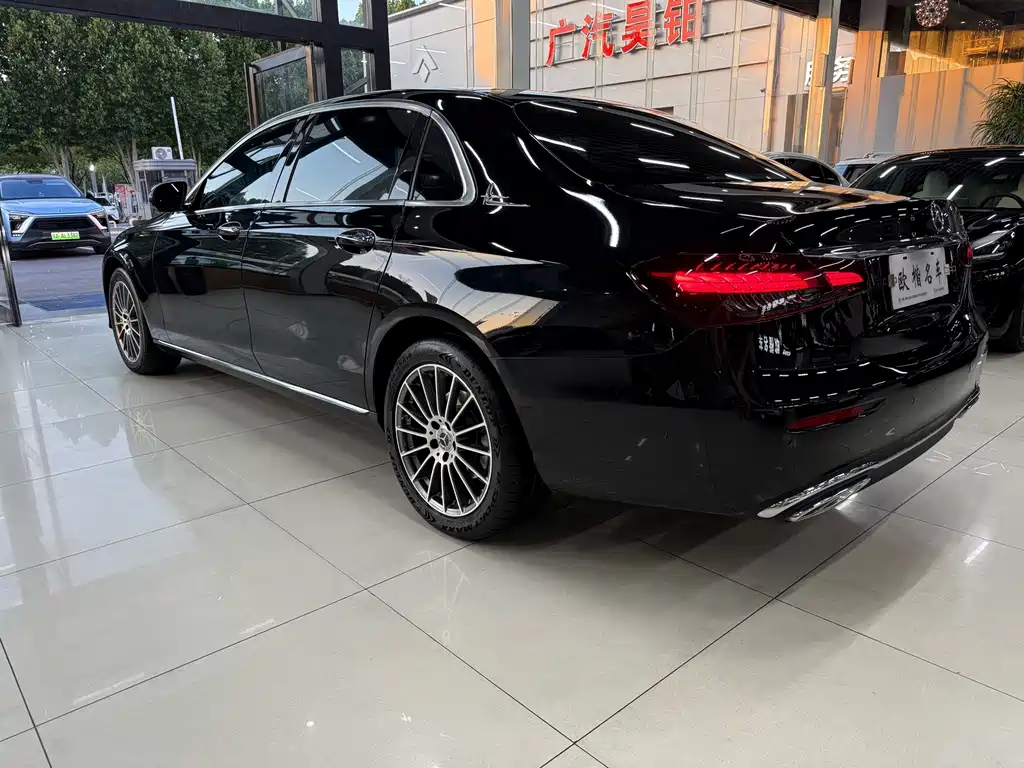 Mercedes-Benz E-Class 2023