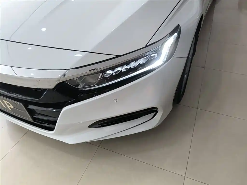 Honda Accord 2021 — фото 24